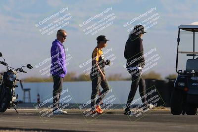 media/Feb-06-2025-Racers Edge (Thu) [[c17ed6f7b1]]/3-Around the Pits-Track Walk/